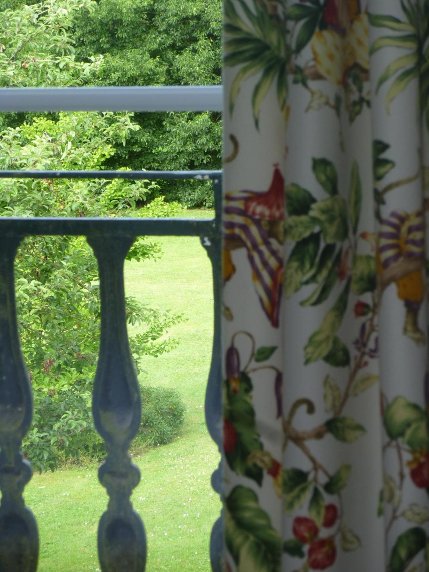 Cedre Et Charme Bed and Breakfast Saint-Branchs Buitenkant foto