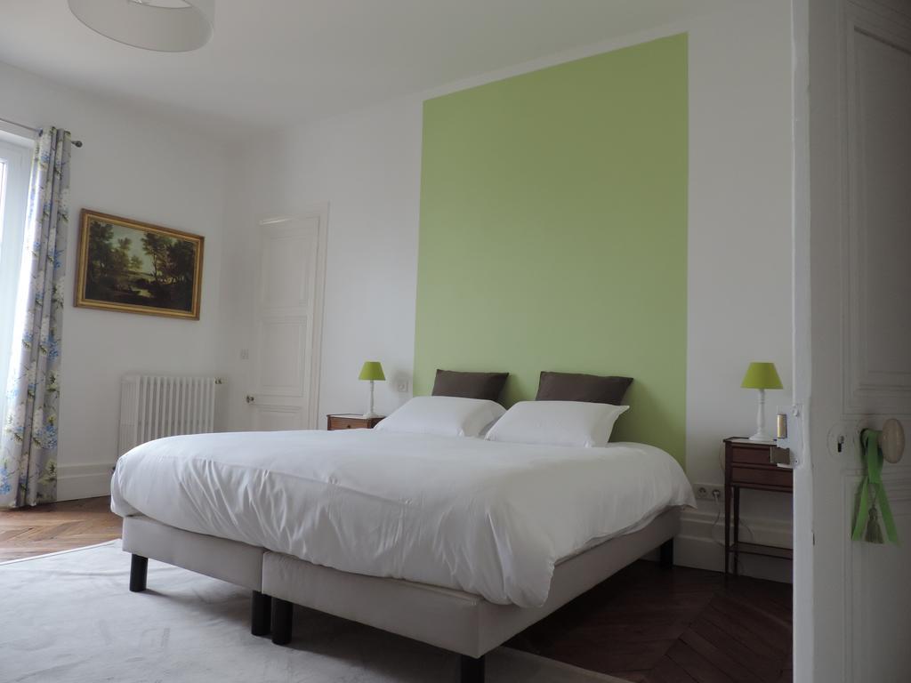 Cedre Et Charme Bed and Breakfast Saint-Branchs Buitenkant foto