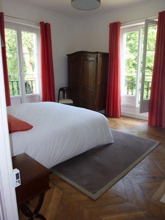 Cedre Et Charme Bed and Breakfast Saint-Branchs Kamer foto