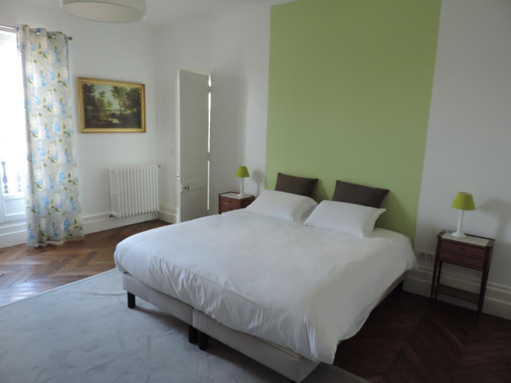 Cedre Et Charme Bed and Breakfast Saint-Branchs Buitenkant foto
